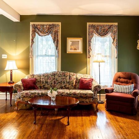 Вілла Charming Executive Victorian Mansion W/ Free Parking - Near Bucknell Milton Екстер'єр фото