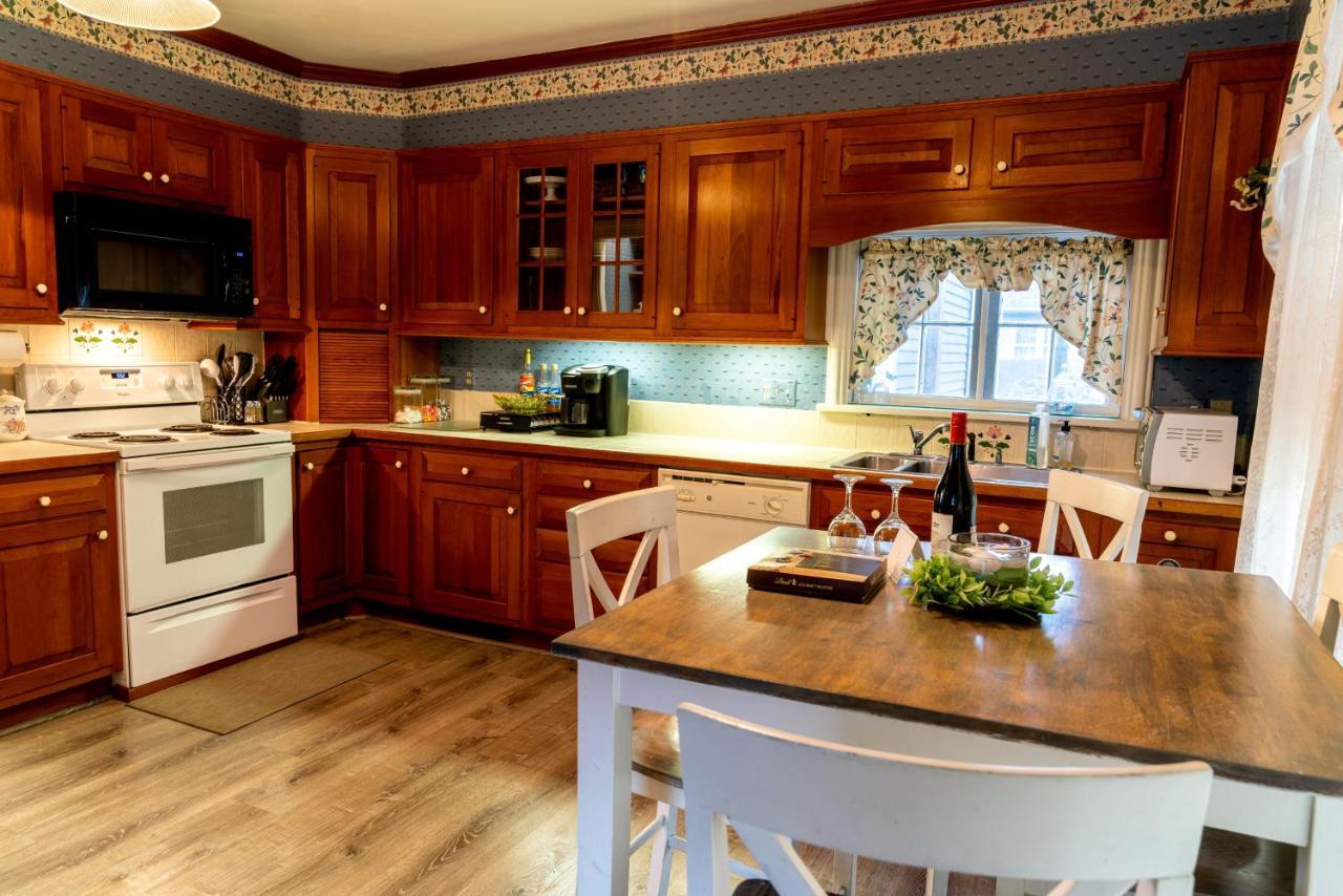 Вілла Charming Executive Victorian Mansion W/ Free Parking - Near Bucknell Milton Екстер'єр фото