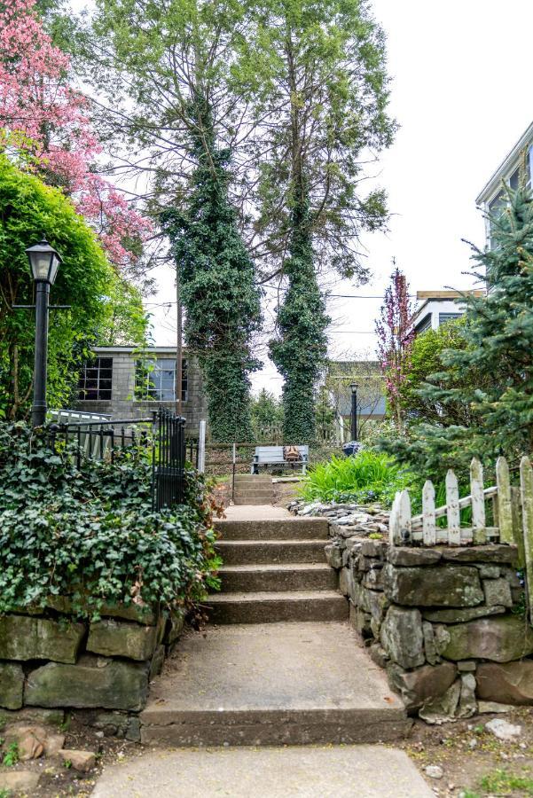 Вілла Charming Executive Victorian Mansion W/ Free Parking - Near Bucknell Milton Екстер'єр фото