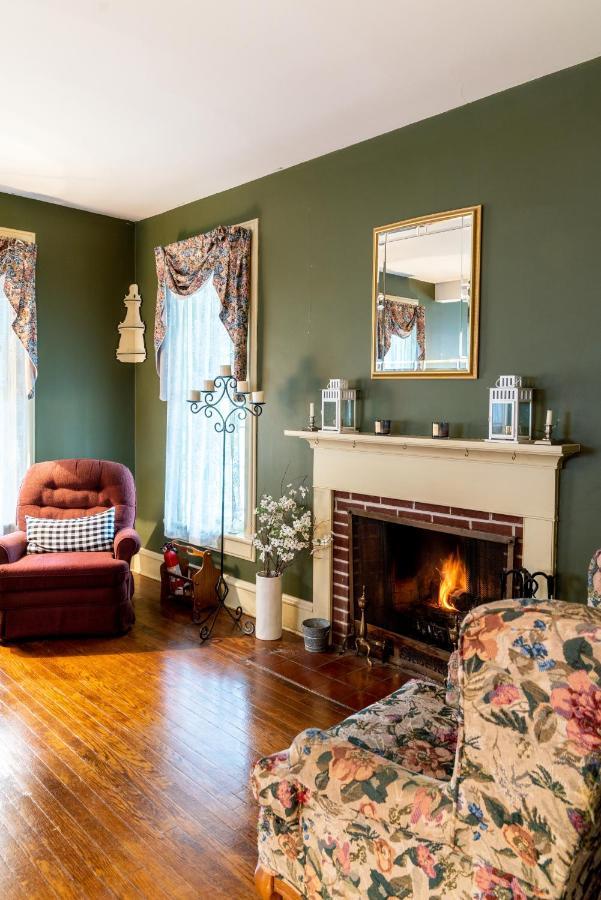 Вілла Charming Executive Victorian Mansion W/ Free Parking - Near Bucknell Milton Екстер'єр фото