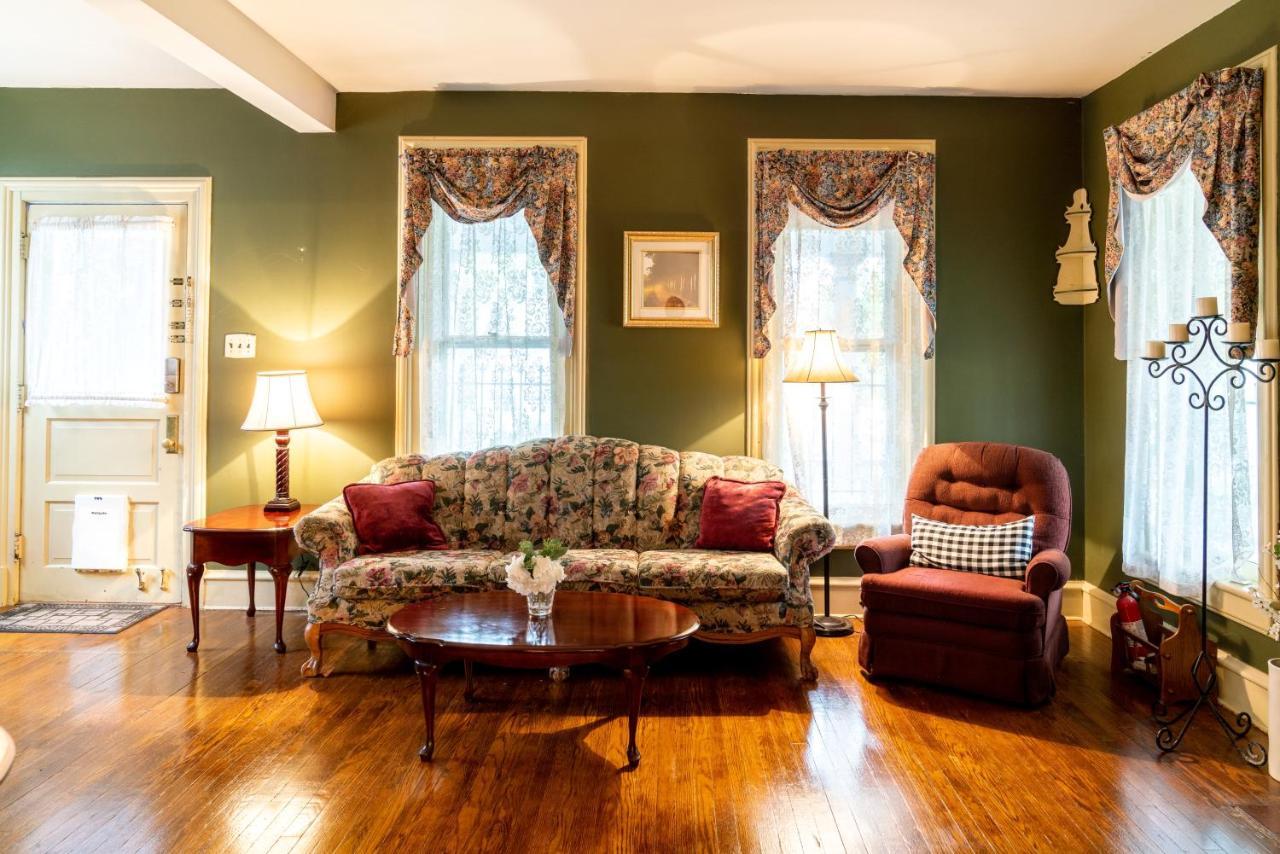 Вілла Charming Executive Victorian Mansion W/ Free Parking - Near Bucknell Milton Екстер'єр фото